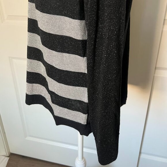 Michael Kors Silver Black Long Sleeve Striped Metallic Sweater Size Large - Picture 7 of 12